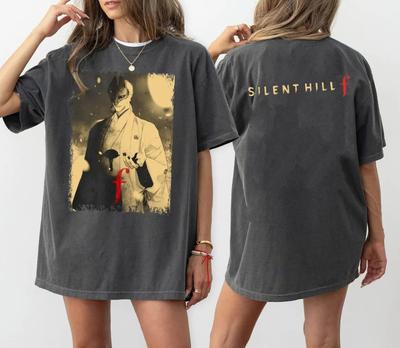 Графическая футболка Silent Hill F в винтажном японском стиле хоррор-игры
