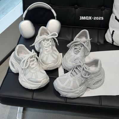 Женская обувь – Кроссовки