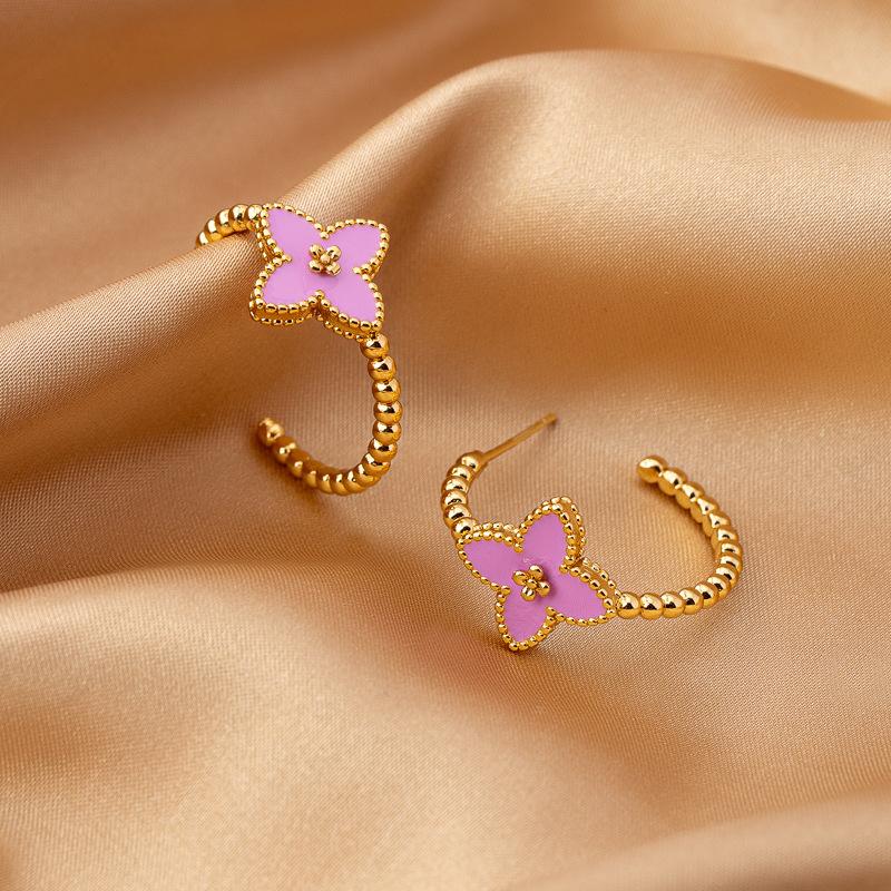Drip glaze flower four-leaf clover C-shaped stud earrings light luxury high-end temperament earrings new sweet earrings women