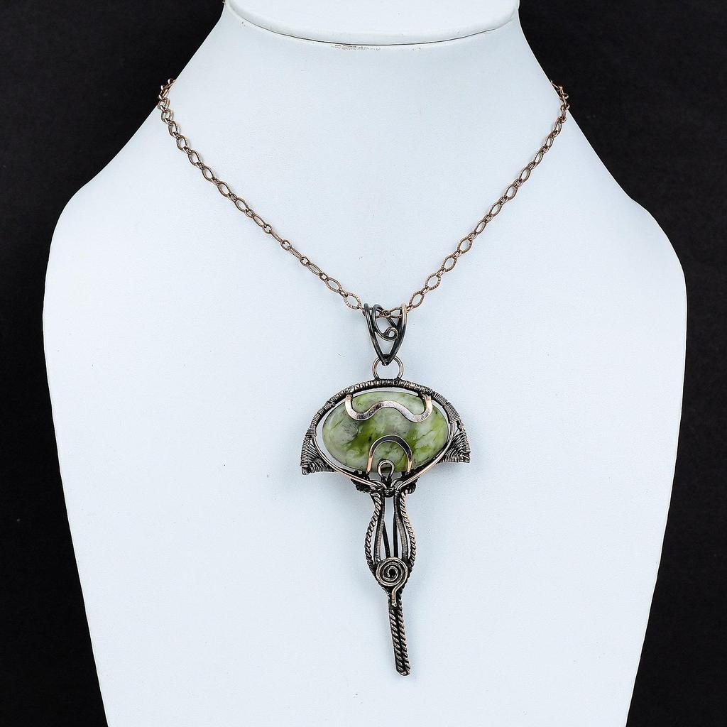 Подвеска из зеленого арагонита, обернутая медной проволокой, ювелирное изделие, подвеска с драгоценным камнем, украшение из зеленого арагонита, ручная работа, женская подвеска, подвеска, обернутая медной проволокой