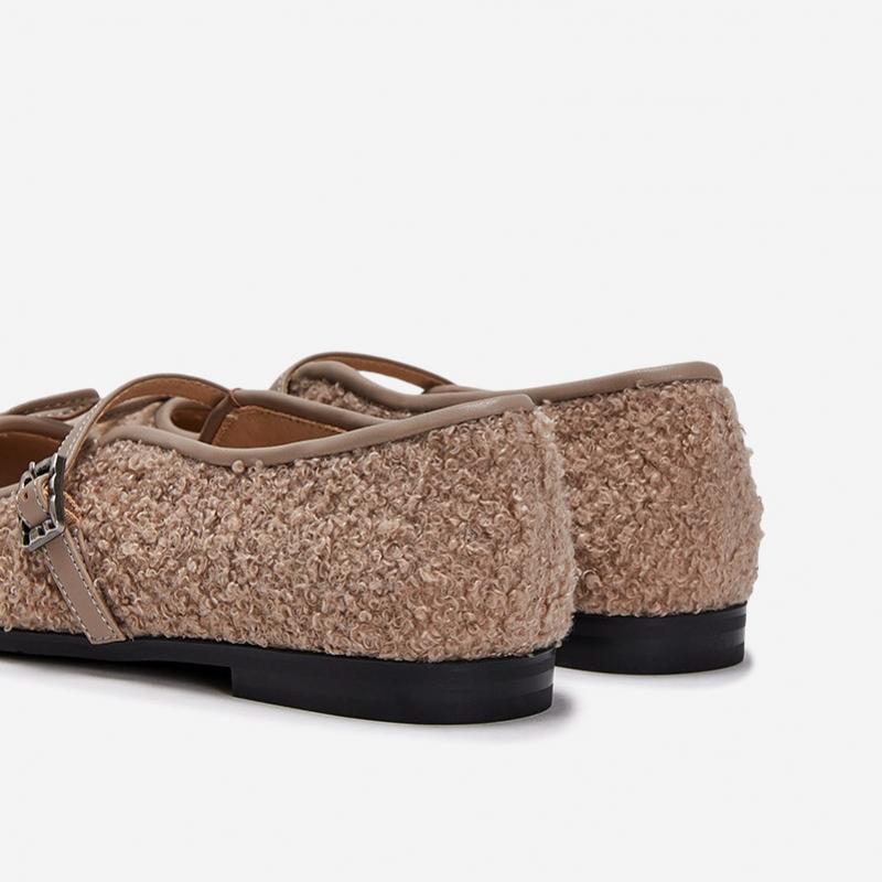 Simplet By ESquire Simple Women S Mu Ribbon Shearling Flat ShoeS Ivory