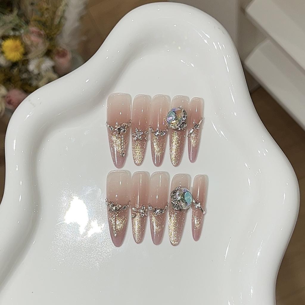 Весенний нежный стиль, белый и сверкающий, кошачий глаз, темперамент, дизайн, чувство, сломанный бриллиант, броня