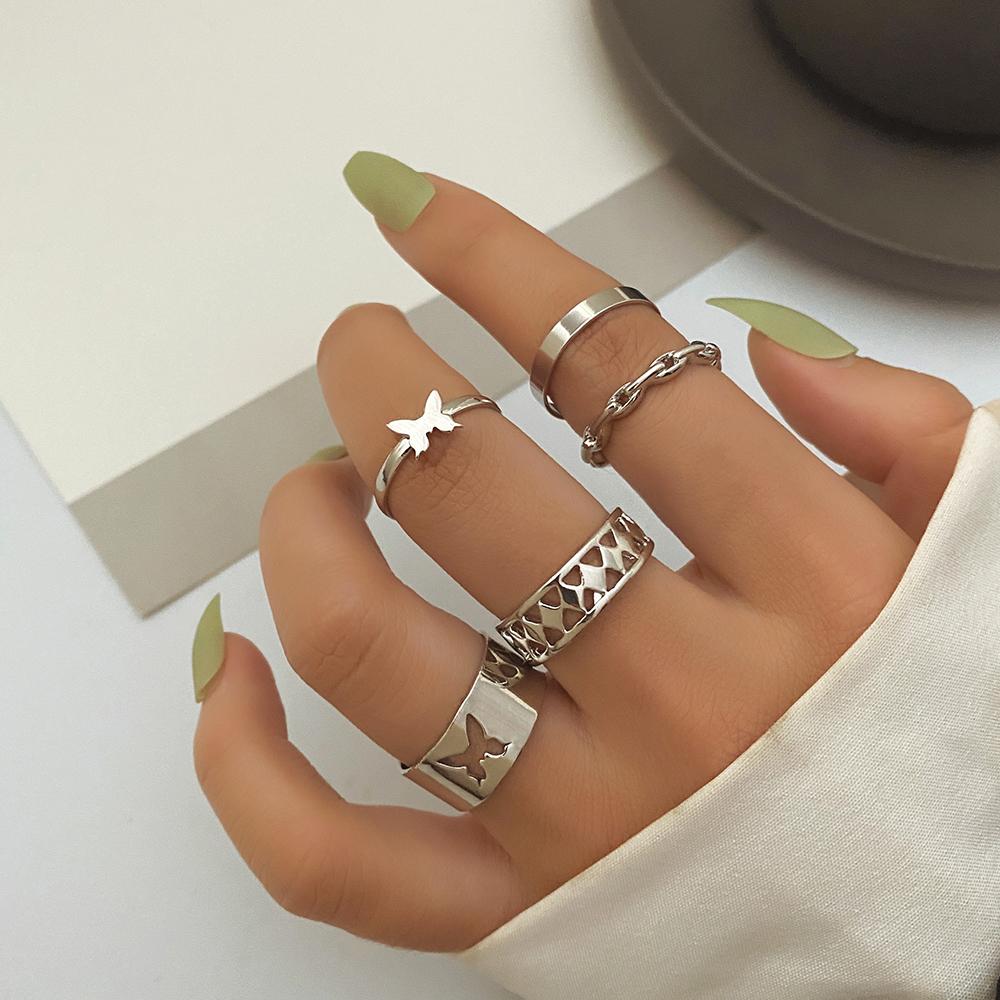 Butterfly Suit Hollow Opening Adjustment Jewelry Ring Charm Suit