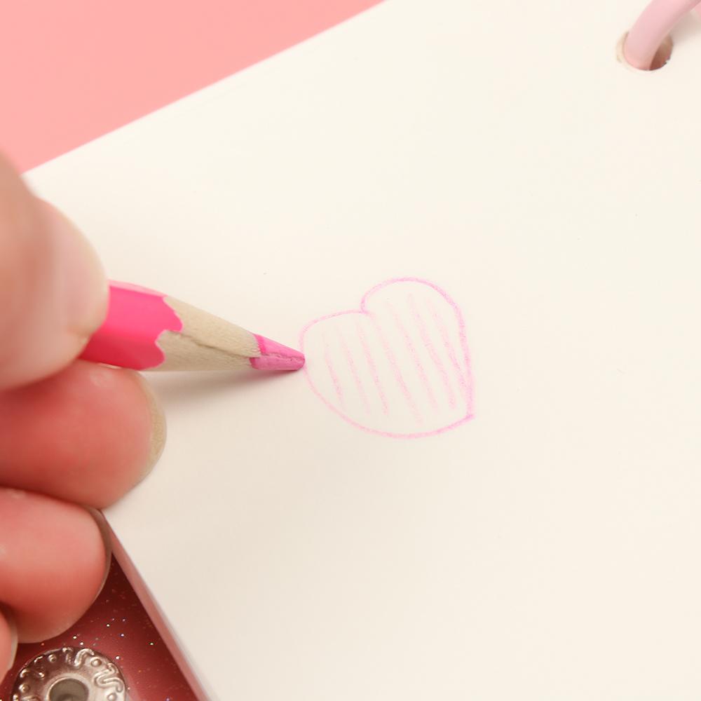 Книга Ручной счет Дневник Папка-файл Обложка для блокнота Внутренние страницы Сменный блок с отрывными листами Папка-регистратор с отрывными листами