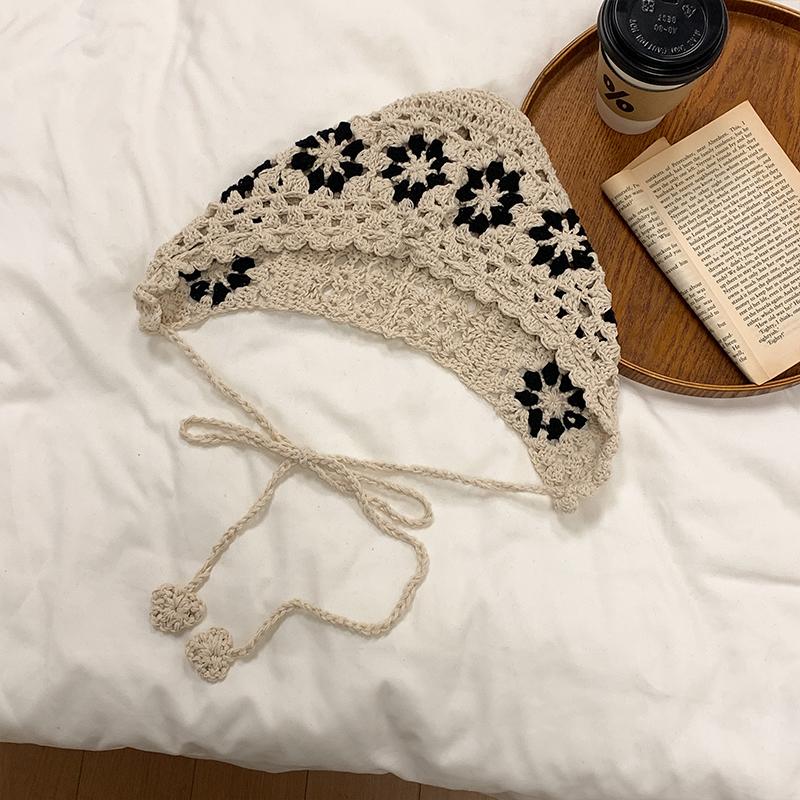 Ins Hand-related Hollow Girl Lace-up headband Spring and Summer Travel Thin Triangle Pullover Hat Japanese Cute Beanies for Woman