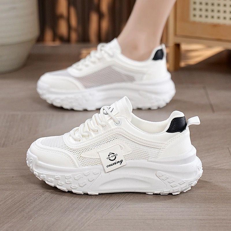Stepping On Shit Feeling Hollow Sports Shoes Women's Summer 2024 New Versatile Fashion Soft Sole Non-slip Breathable Mesh Casual Shoes