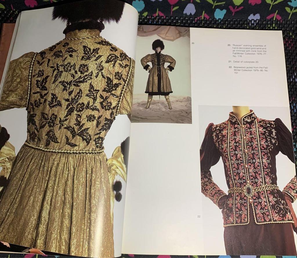 [Б/У] Ив Сен-Лоран Книги о моде Иностранные книги Мода