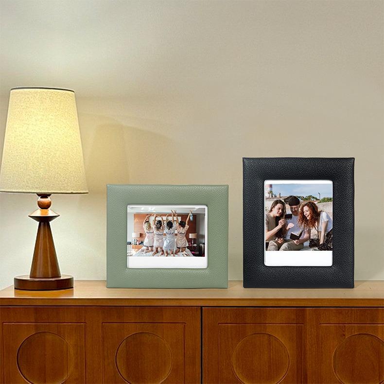 [Фотолаборатория] Настольная фоторамка для фотографий Instax Wide CAC38