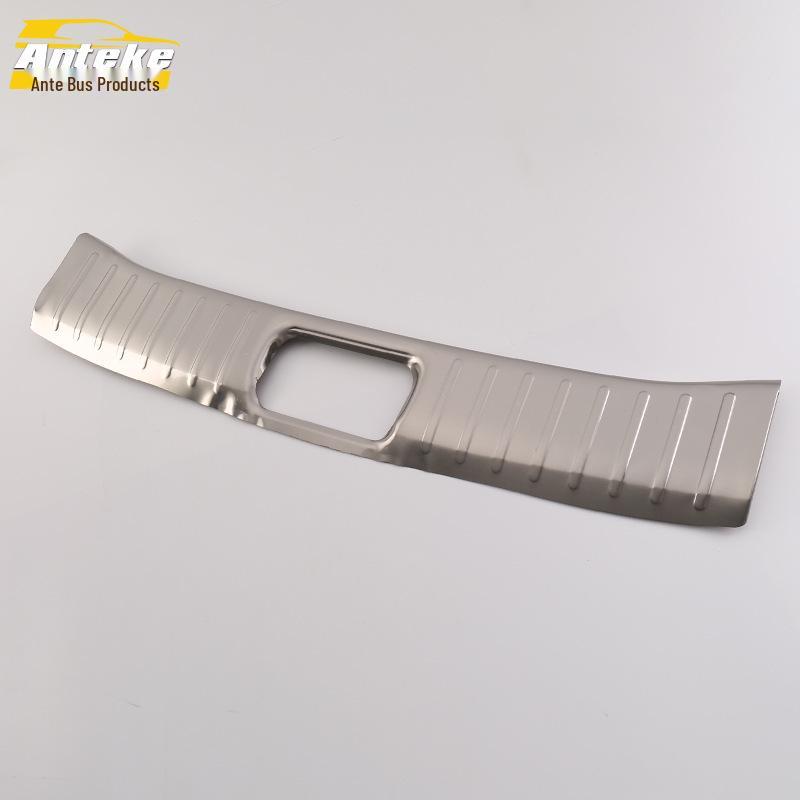 Tiida Rear Guard Plate Sequins: Trunk Tailgate Bumper Pedal Modification Accessory