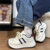 Спортивная и повседневная обувь женская 2025 весна и осень новая модная низкая универсальная обувь для папы нишевая в зарубежном стиле верхняя одежда белая обувь