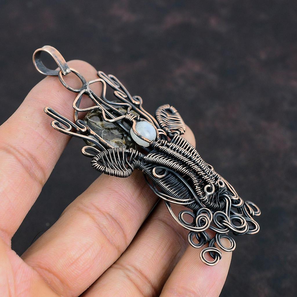 Подвеска из агата Turritella, обернутая медной проволокой, подвеска в виде головы оленя из драгоценных камней, ювелирные изделия ручной работы, подвеска из медного лунного камня, подарки на годовщину