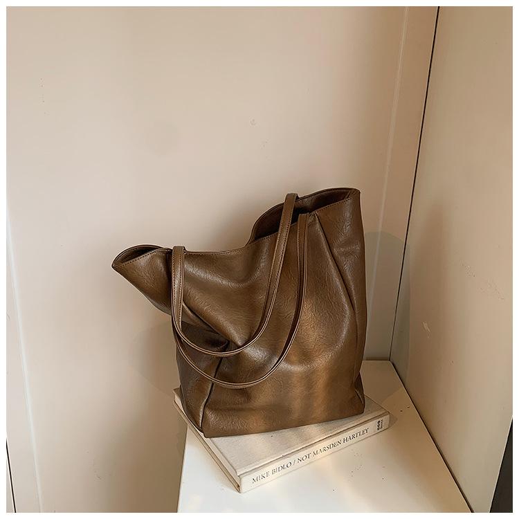 Повседневная сумка в стиле ретро для поездок на работу, женская, новая, 2024, наплечная сумка для осени и зимы, студенческая сумка-тоут