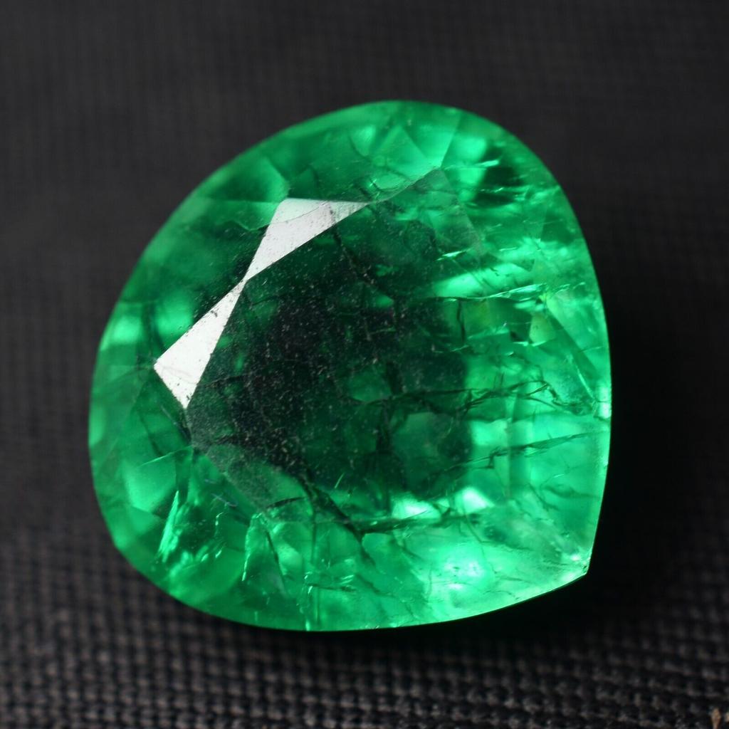 Natural Green Emerald Loose Gemstone 8.60 ct Colombian Pear Shape for Jewelry Making and Crafts