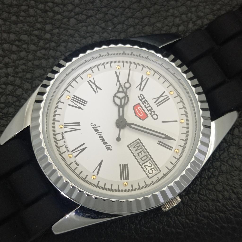 ЯПОНСКИЕ ВИНТАЖНЫЕ ОТРЕМОНТИРОВАННЫЕ МУЖСКИЕ ЧАСЫ SEIKO 5 АВТОМАТИЧЕСКИЕ С РИМСКИМИ ЦИФРАМИ a442086-1