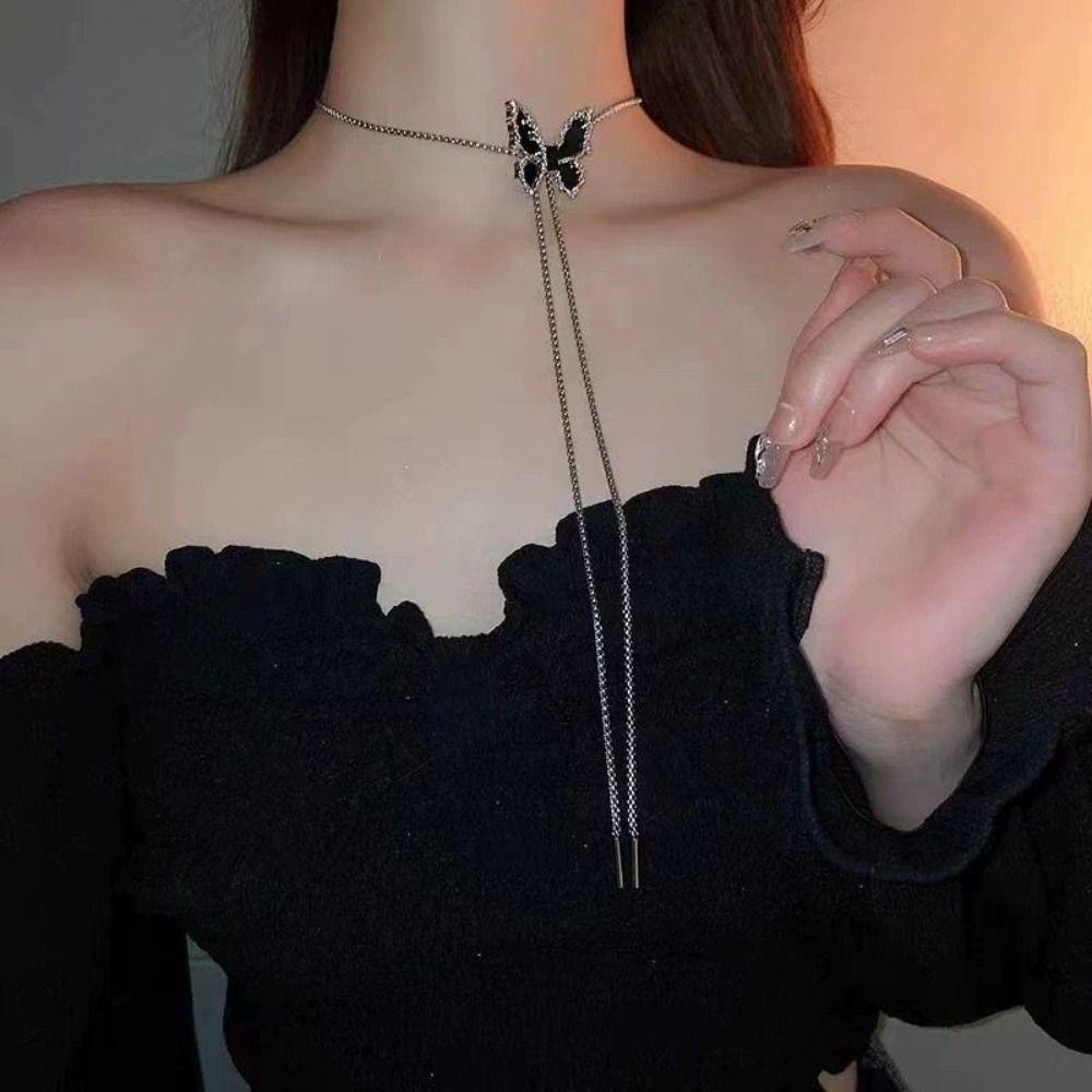 Silver Butterfly Chain Choker Zinc Zinc Alloy Butterfly Clavicle Chain Black Butterfly Necklace  Lady/Girls