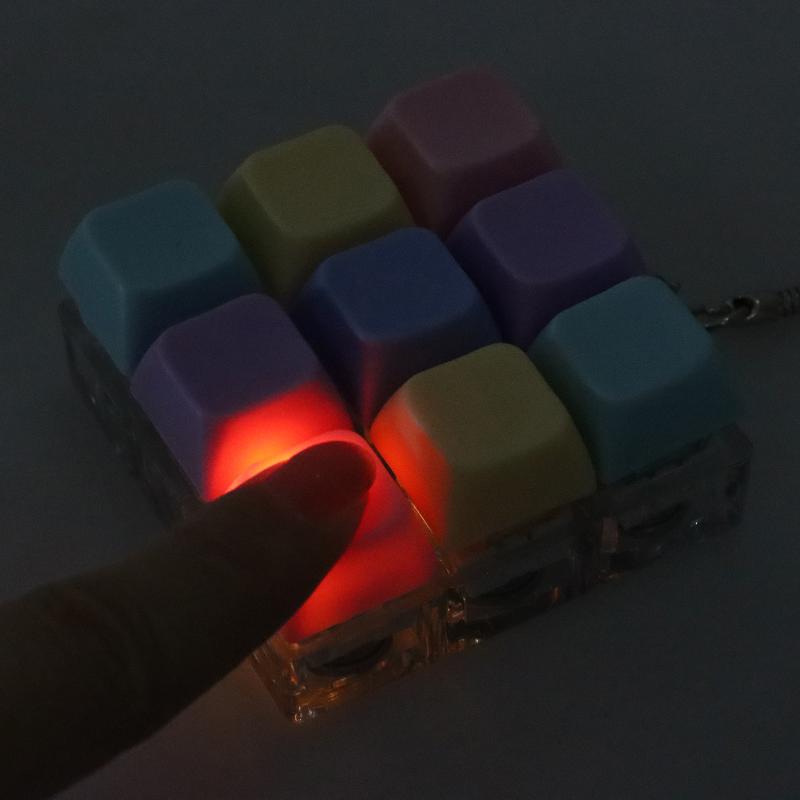 Stress Relief Fidget Keychain Keyboard Keycap DIY Clicker Toy 1PC Handheld Gadget for Work Study Travel School