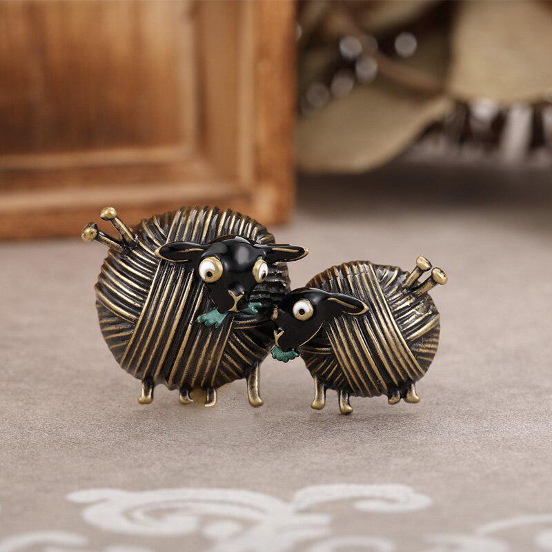 Смешная и милая брошь Овечка с малышом