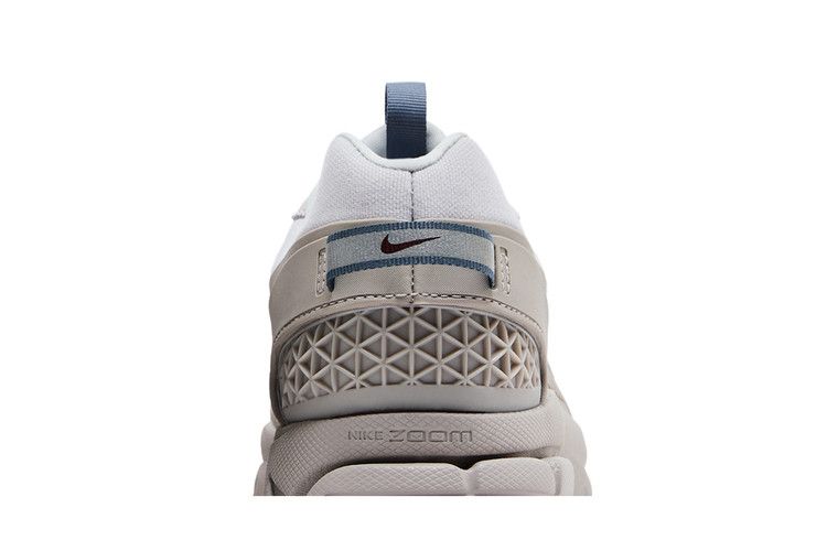 Мужские кроссовки Nike Zoom Vomero Roam College Grey White Gum College Grey/Vast Grey/Gum Dark Brown/White