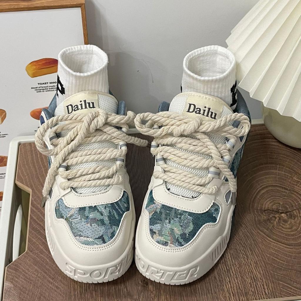 2024 New Thick-soled Sneakers