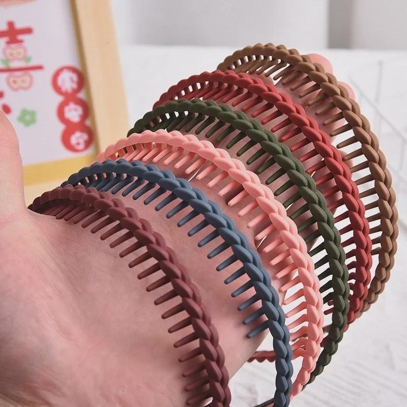 Нескользящий обруч для волос 2023 для женщин: Стильная прессованная повязка на голову с зубцами для умывания лица и создания образа знаменитой шпильки