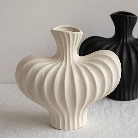 Декоративная ваза Минималистичная пластиковая ваза Художественная ваза Центральный элемент стола для дома Гостиная Спальня Обеденный стол Декор