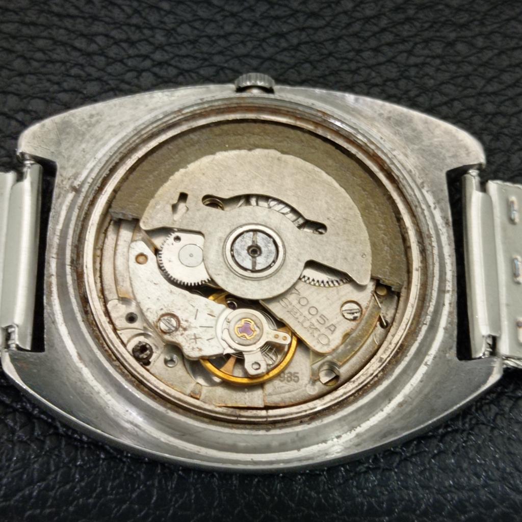ВИНТАЖНЫЕ АВТОМАТИЧЕСКИЕ ЧАСЫ SEIKO 5 7005A ЯПОНИЯ МУЖСКИЕ ЧЕРНЫЙ ЦВЕТ ЦИФЕРБЛАТ a709364-1