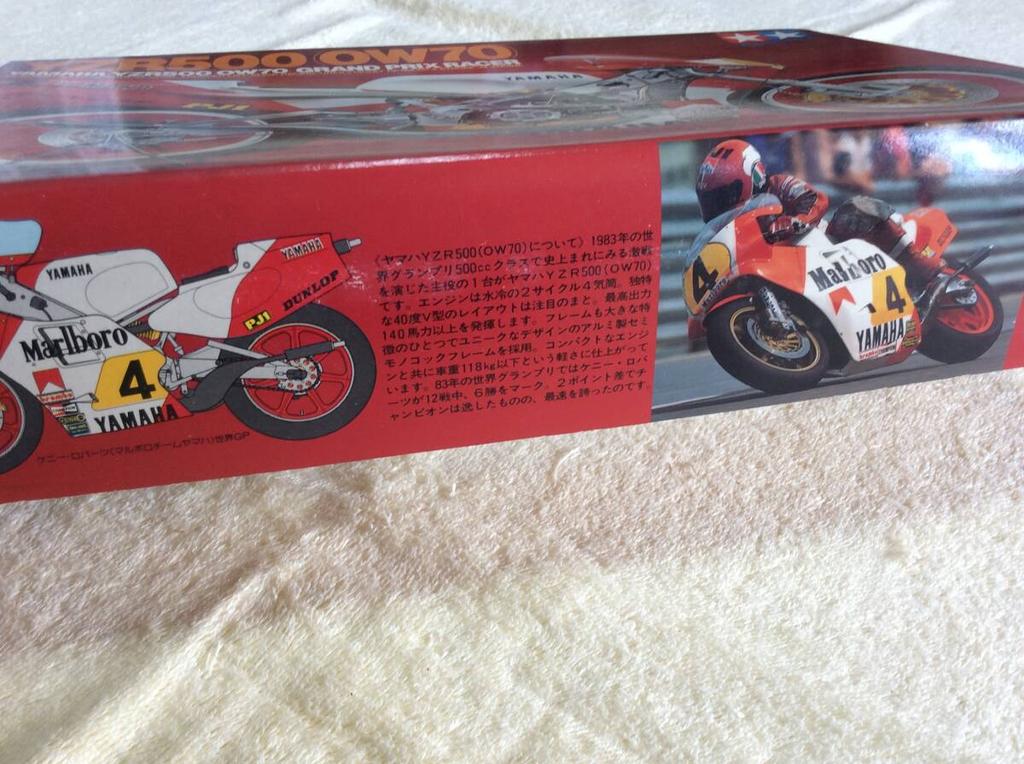 Это Yamaha YZR500 OW70 Гонщик Гран-при Tamiya [Купить сейчас] 1/12 [Частично собранный]