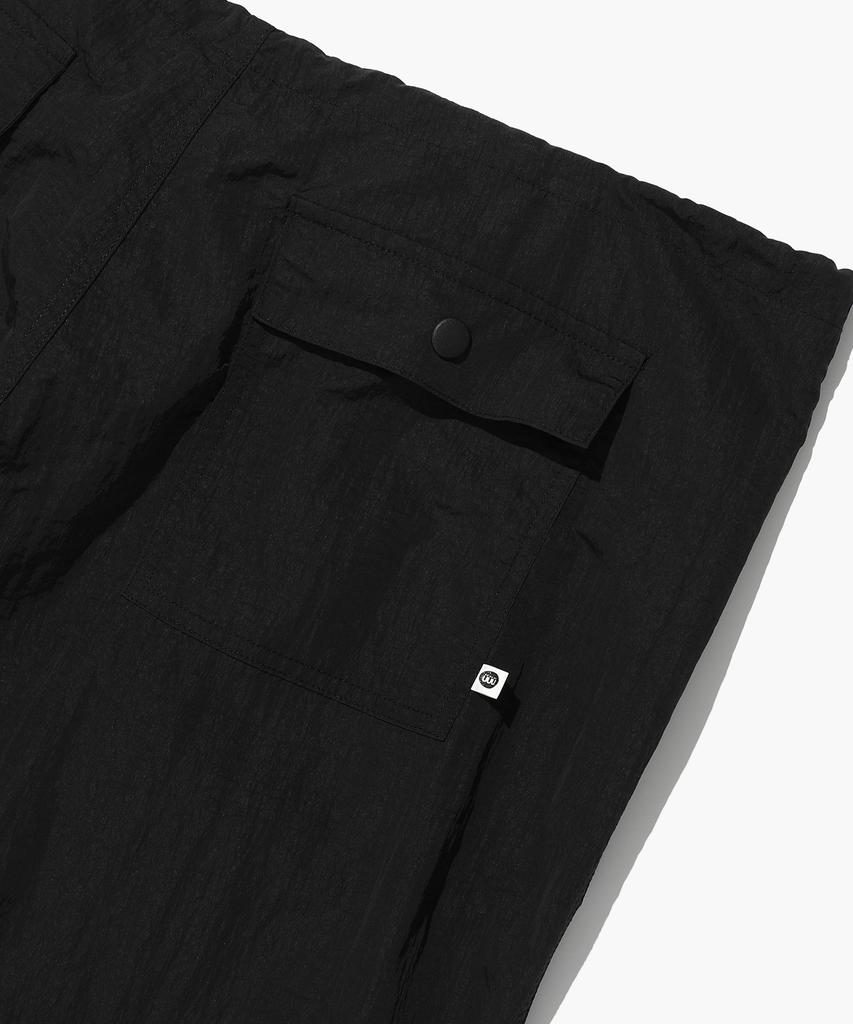 ISTKUNST Lowrise Parachute Pants_Black(Ik2Dmmpa11A)