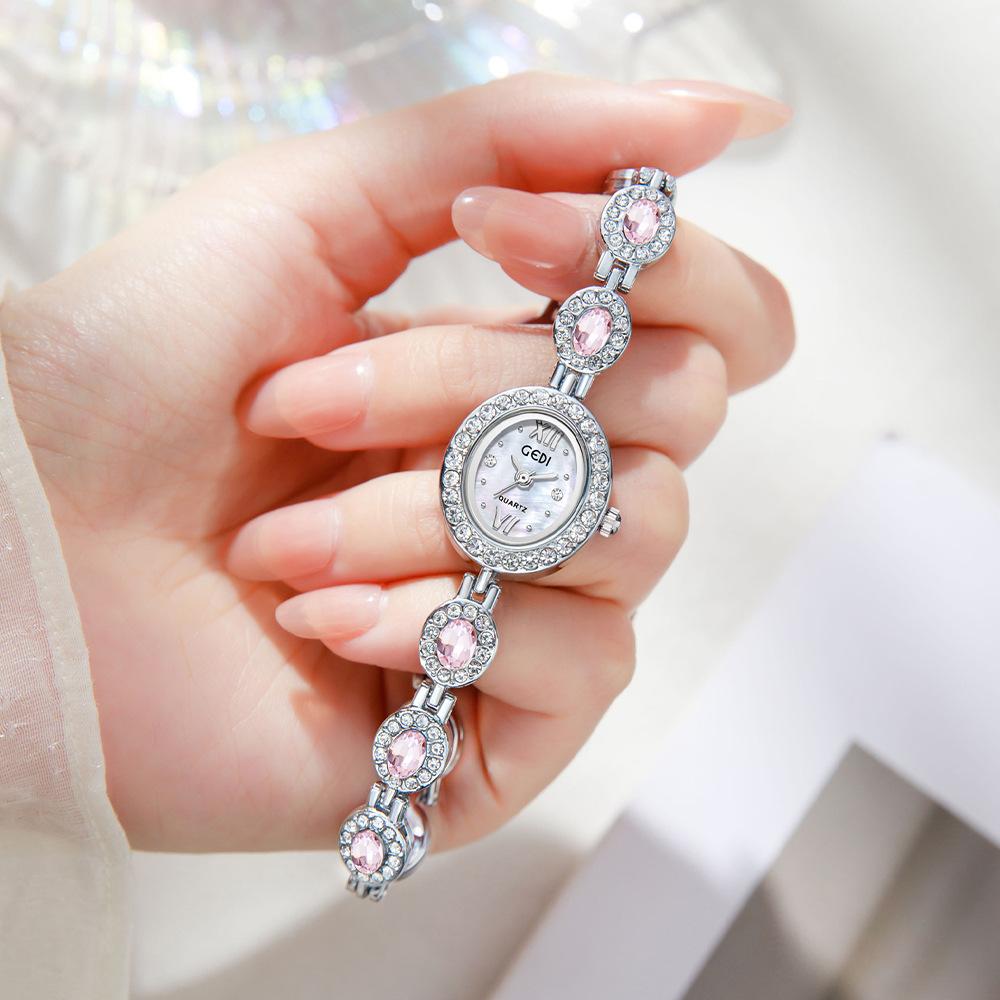 Niche High-End Bracelet Watch Light Luxury Oval Rhinestone Quartz Watch Women'S Small Exquisite Literary Watch