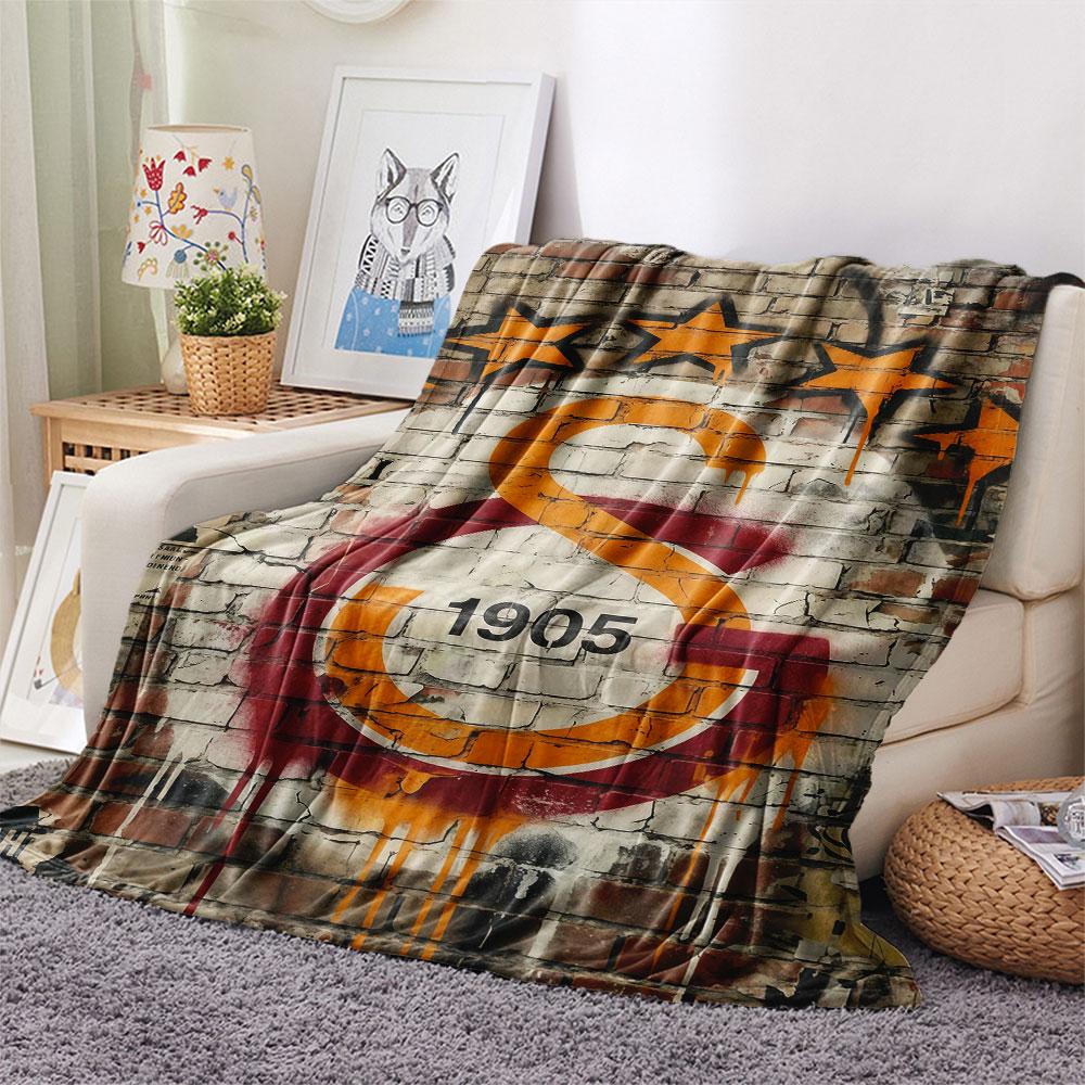 Galatasaray SK Logo Printed Flannel Blanket, soft throw for bedroom sofa, washable, fan merchandise, great gift.