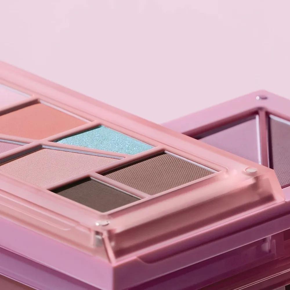 Палетка теней Layer It All (Включено) Двусторонний кисть для глаз Layer It All