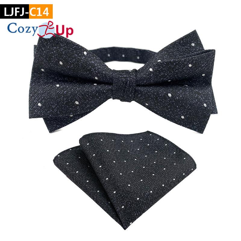 Костюм-двойка с галстуком-бабочкой и нагрудным платком с узором пейсли