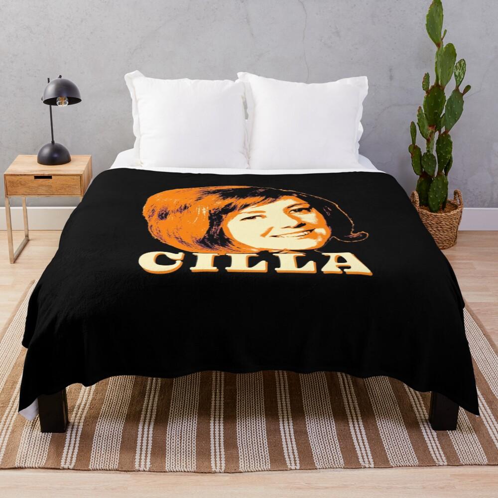 Cilla Six Throw Blanket