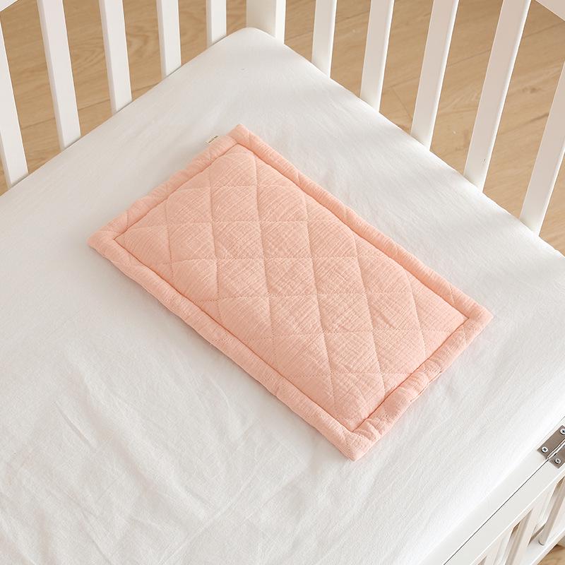 "Newborn Cotton Gauze Baby Quilt - Four Seasons Use"