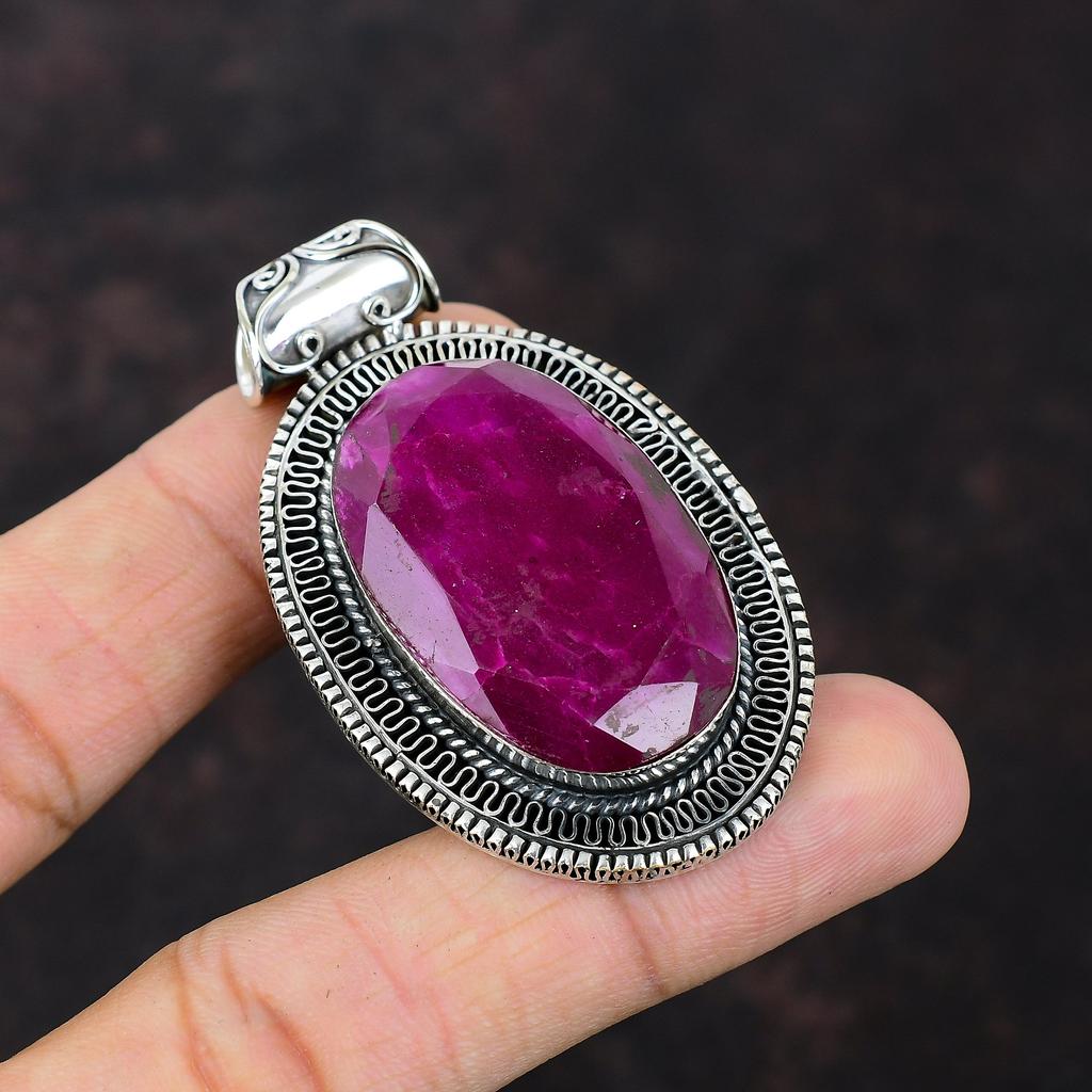 Faceted Kashmir Ruby Pendant Genuine Gemstone Pendant Handmade Jewelry 925 Sterling Silver Pendant Vintage Pendant Designer Jewelry For Gift