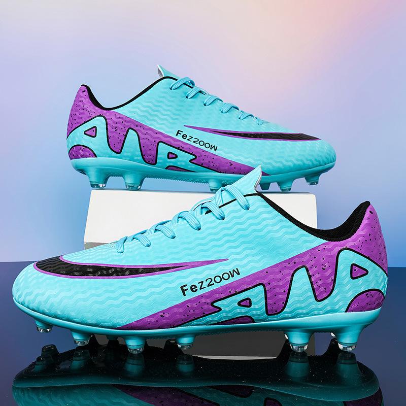 Внешняя торговля 2025 новая низкая обувь для футбола для мальчиков и девочек студентов для тренировок сломанные шипы TF обувь для мини-футбола парные модели