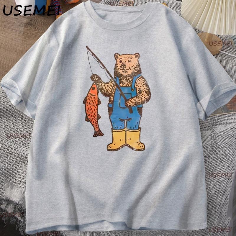 Bear Fishing T Shirt Graphic Tee for Unisex Women Vintage Nature Lover Gift for FisherUnisex Tshirt Cotton Short Sleeve Tees Clothes