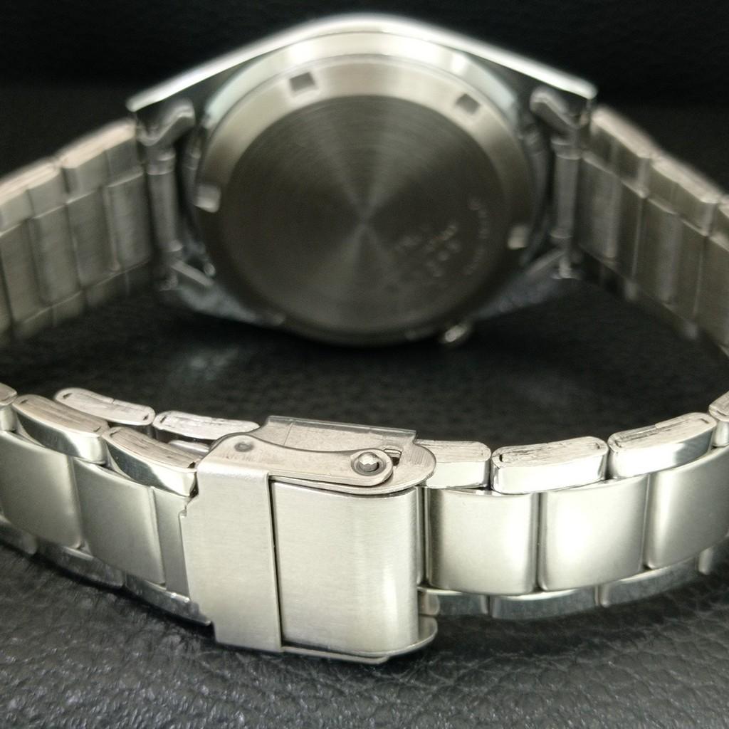 ЯПОНСКИЕ ВИНТАЖНЫЕ ОТРЕМОНТИРОВАННЫЕ АВТОМАТИЧЕСКИЕ МУЖСКИЕ ЧАСЫ SEIKO 5 С БЕЛЫМ ЦИФЕРБЛАТОМ a446170-1
