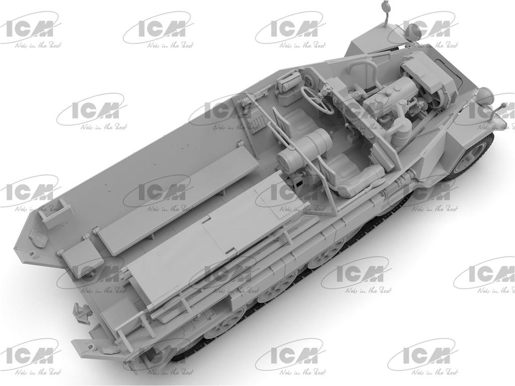 ICM Немецкая бронированная санитарная машина Пластиковая модель 35113 1/35 Sd.Kfz.251/8 Ausf.A