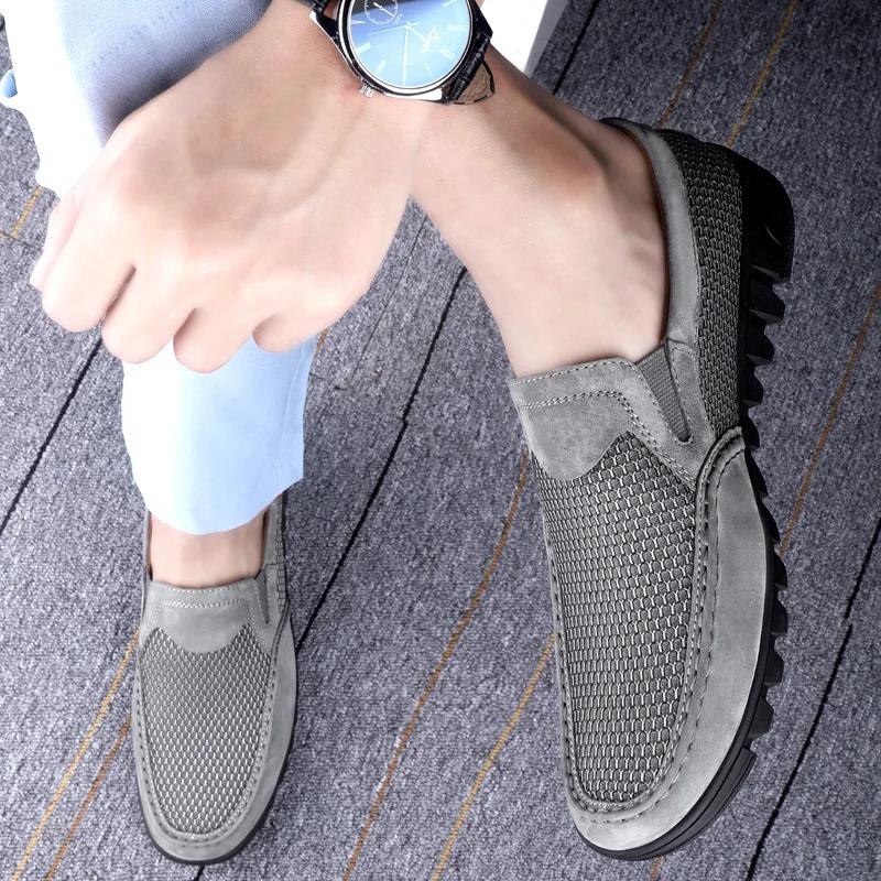 Модные летние мокасины с мягкой подошвой и мягким лицевым покрытием, сетчатая повседневная обувь, легкие мужские туфли без застежек, дышащая обувь для ходьбы на открытом воздухе