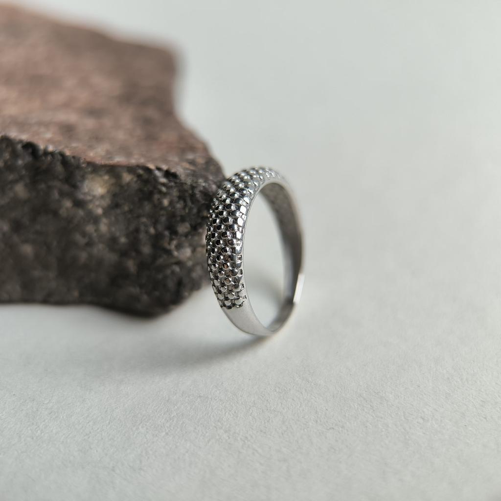 Серебряное кольцо с без камней, вес изделия 1,56 гр (2197126)