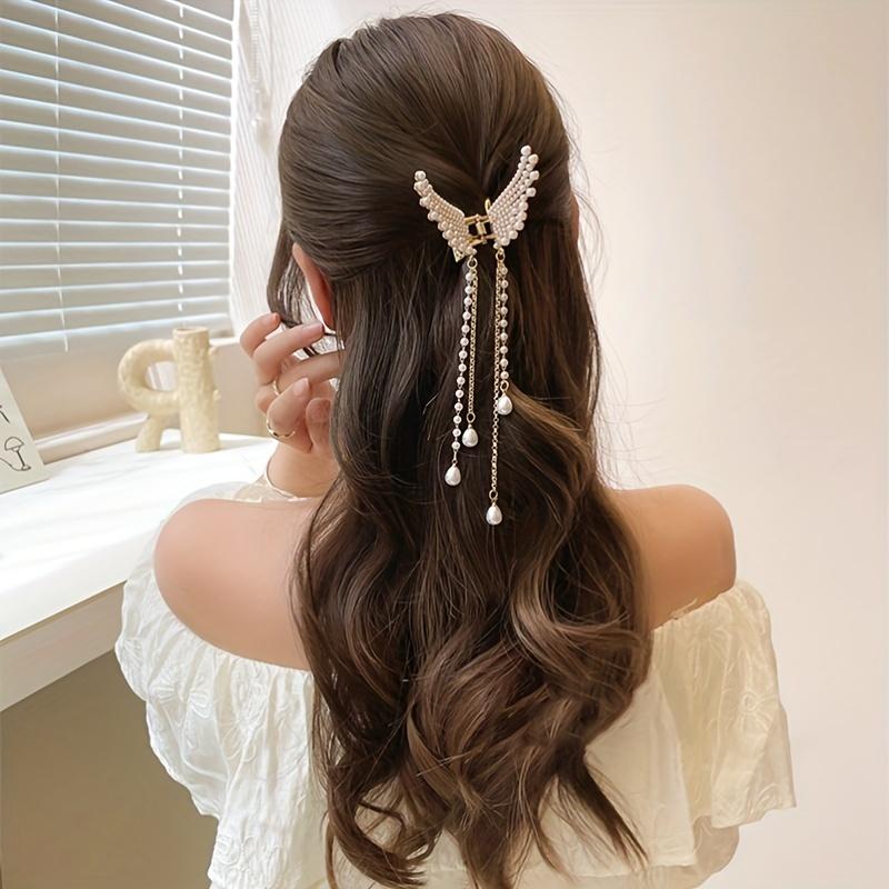 Diamond Studded Angel Wing Tassel Hair Clip with Pearl Flower And Butterfly Design, a Chic Shark Clip for Elestyles, a Sweet And air Accessory That I