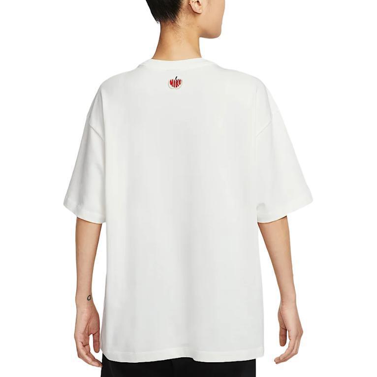 Nike Спортивная одежда Оверсайз Повседневная Удобная Футболка с коротким рукавом и круглым вырезом Женские футболки Парусиново-белый IB5577133