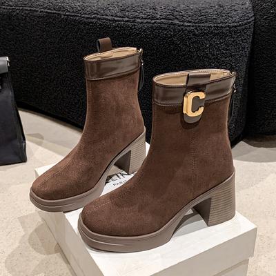 Ботильоны с металлическим декором, современные ботинки на квадратном каблуке, зимняя женская обувь, распродажа 2024 года, новые однотонные женские ботинки на высоком каблуке с круглым носком