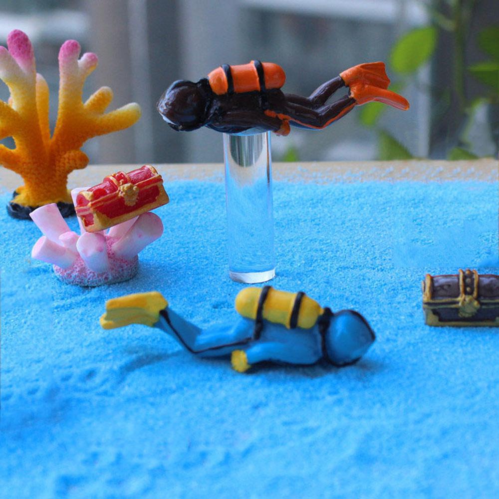 Fish Tank Decor Sea Explorer Ornament Micro Landscape Divers Figurine Action Figures 3D Model