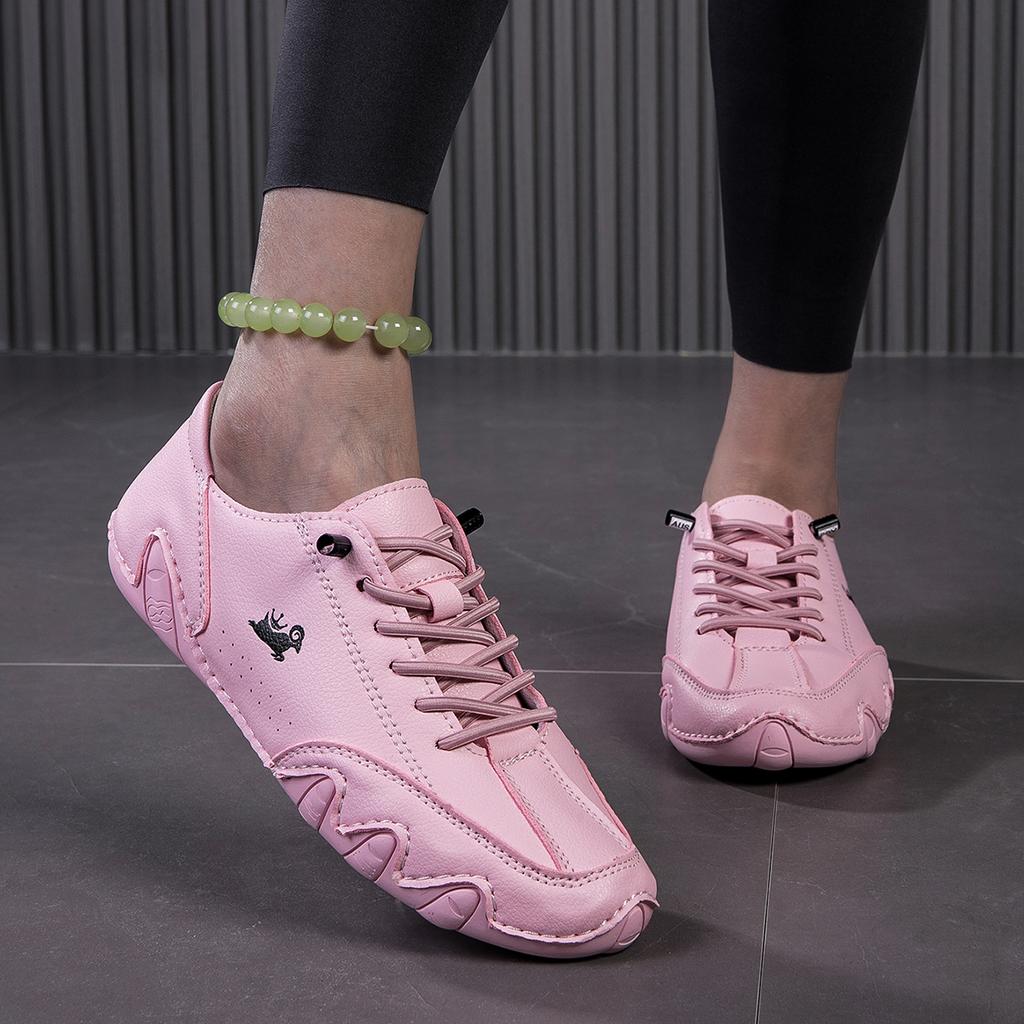 Women's Lightweight Slip On Sneakers,Comfy Low Top Solid Color Trainers,Casual Outdoor Walking Sports Shoes