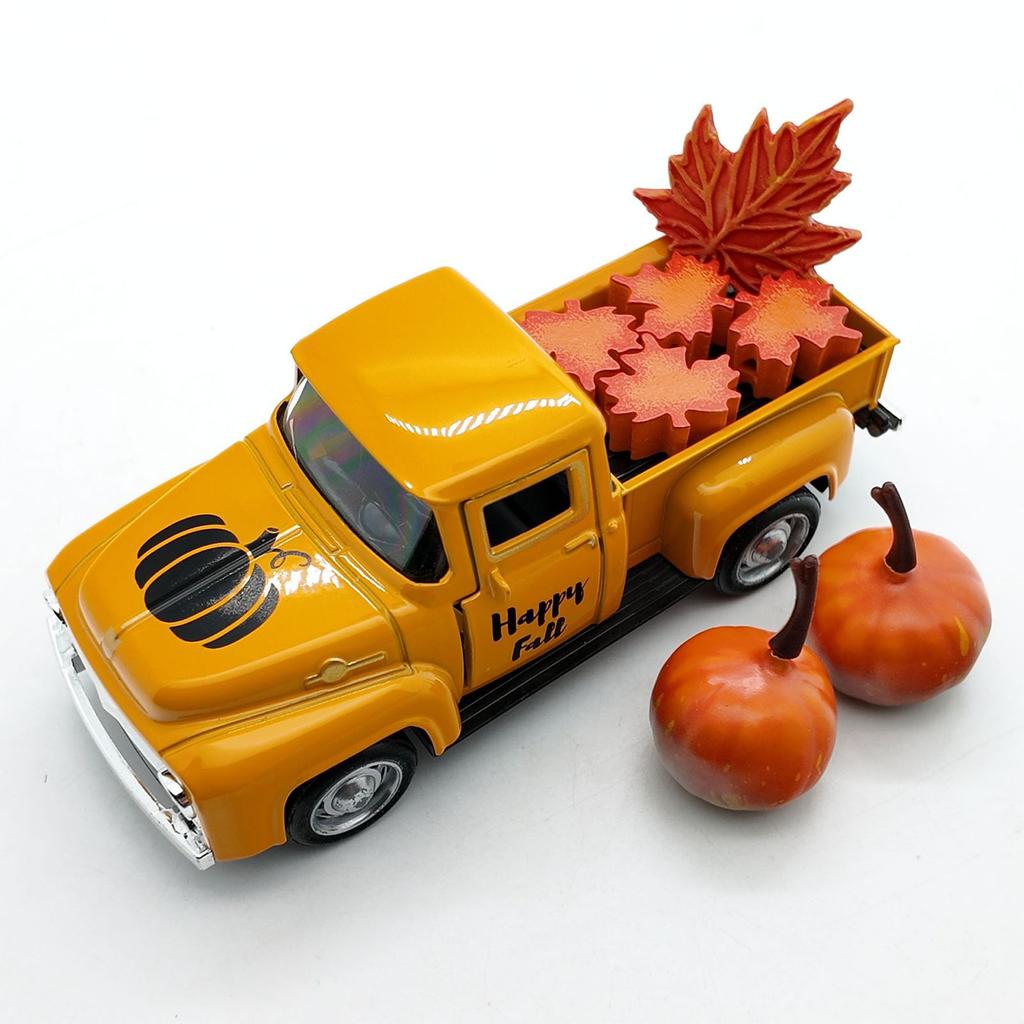 Metal Truck Model Collectible Ornaments with Fall Pumpkin And Maples Leaf Design For Seasonal Home Fireplaces Decoration