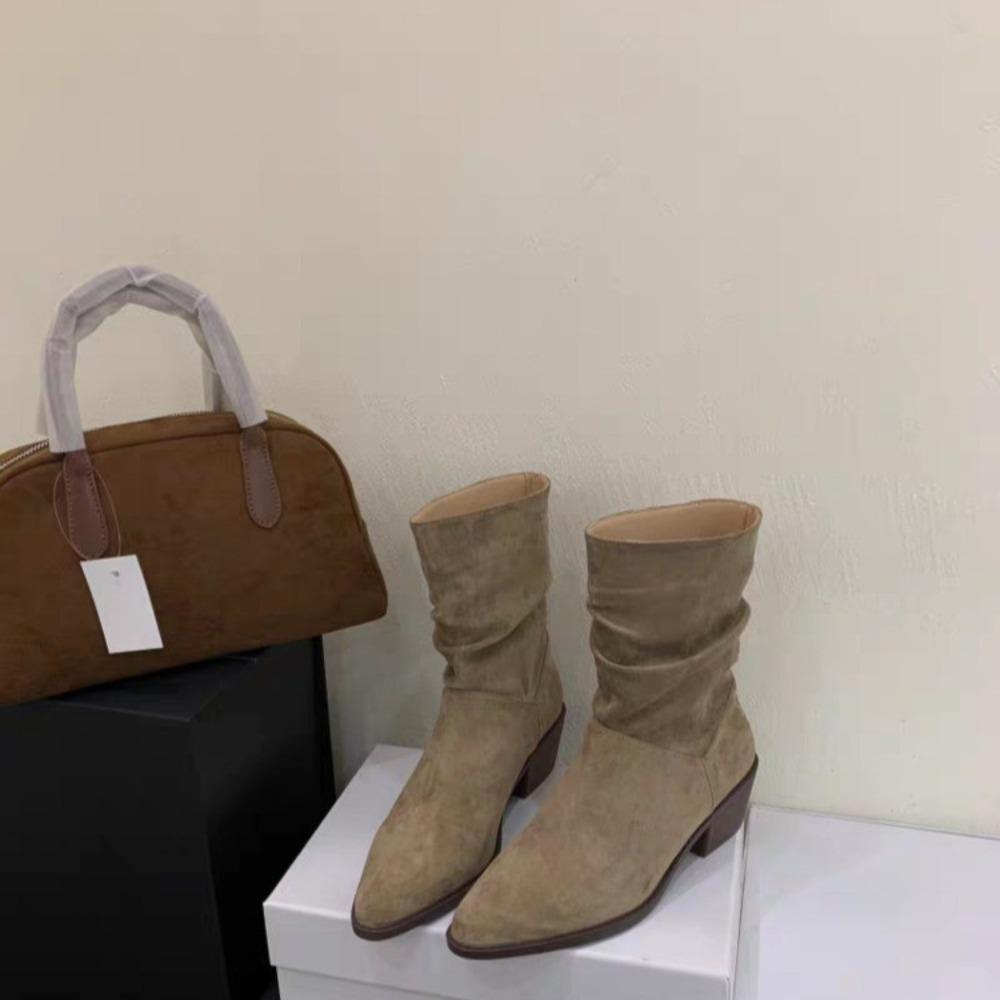 Женские замшевые полусапоги однотонные на среднем каблуке модные зимние новые женские с острым носком универсальные плиссированные модные сапоги