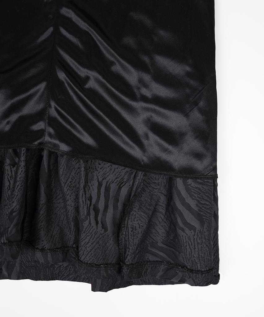 Si Wol 107 Jacquard Tech Skirt (Black)