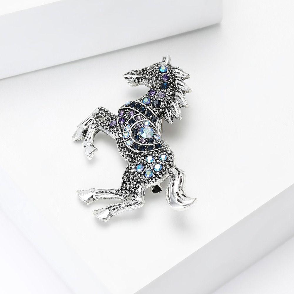Casual Zodiac Animal Lapel Pins Luxury Metal Badge Pin Rhinestone Horse Brooches New Year Gifts